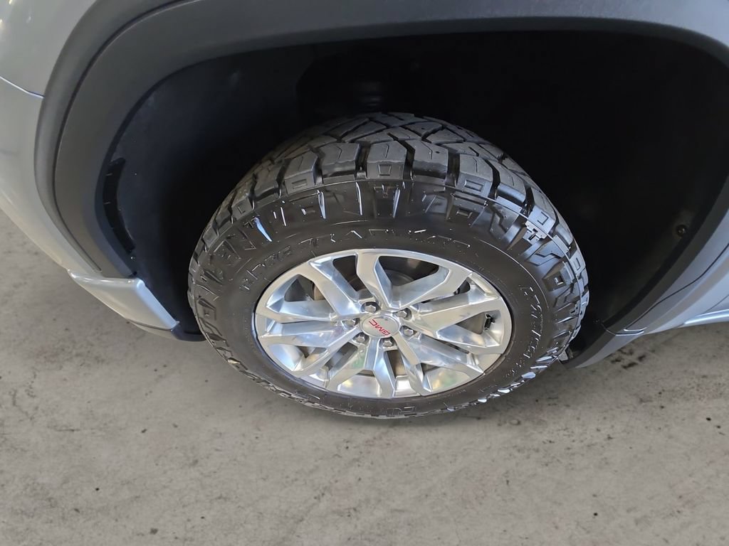 Certified 2025 GMC Sierra 1500 Elevation AWD/4WD image 9