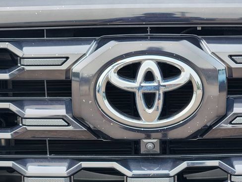 Used 2023 Toyota Tundra Platinum AWD/4WD image 20