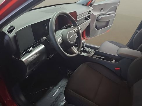Used 2026 Hyundai Kona SE AWD/4WD image 12