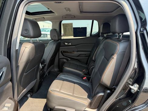Used 2023 GMC Acadia AT4 w/ Technology Package AWD/4WD image 11