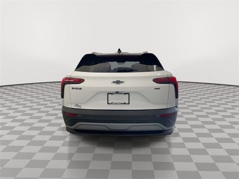 New 2025 Chevrolet Blazer EV LT image 10