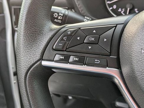 Used 2024 Nissan Sentra SV image 19