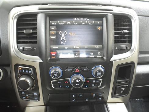 Used 2018 RAM 1500 Big Horn AWD/4WD image 11