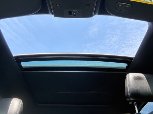 Used 2016 Ford F150 Lariat w/ Equipment Group 501A Mid AWD/4WD image 14