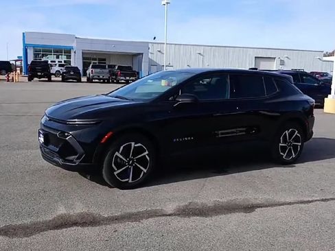 New 2026 Chevrolet Equinox EV LT w/ Comfort Package FWD image 4