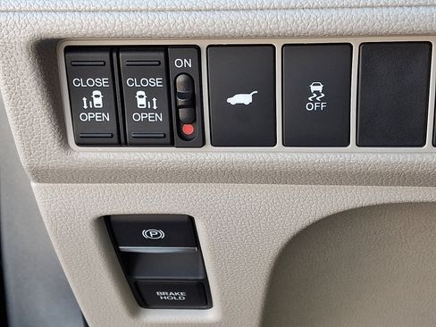 Used 2025 Honda Odyssey EX-L image 27