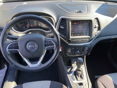 Used 2014 Jeep Cherokee Latitude image 13