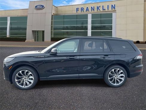 New 2026 Lincoln Aviator Premiere w/ Jet Appearance Package image 4