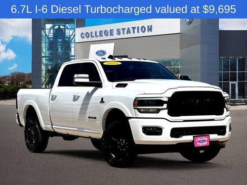 Used 2022 RAM 2500 Laramie AWD/4WD image 1