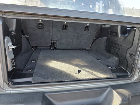 Used 2020 Jeep Wrangler Unlimited Sport image 17