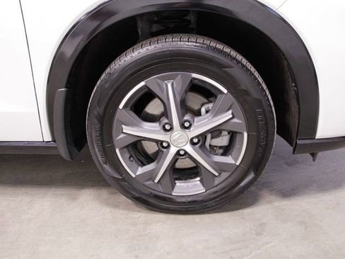 Used 2024 Honda HR-V EX-L image 12