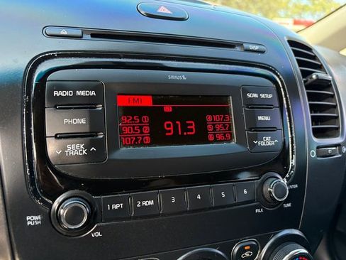 Used 2018 Kia Forte LX image 24