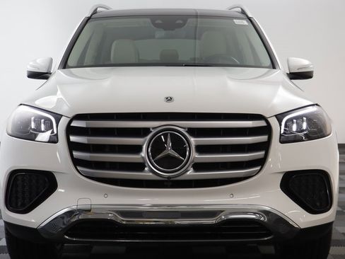 Used 2025 Mercedes-Benz GLS 450 GLS 450 image 25