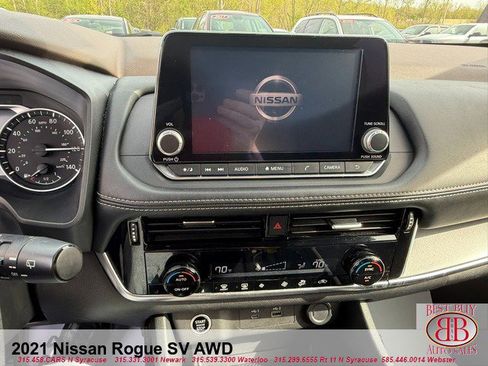 Used 2021 Nissan Rogue SV AWD/4WD image 26