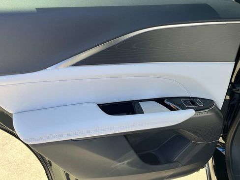 New 2026 Cadillac Lyriq Sport image 17