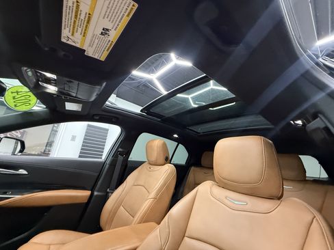 Used 2024 Cadillac XT4 Sport AWD/4WD image 11