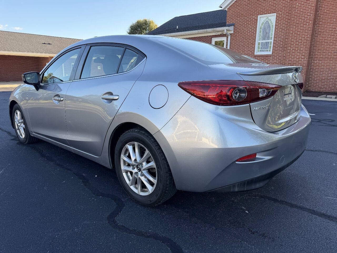 Used 2014 MAZDA MAZDA3 i Touring FWD image 5