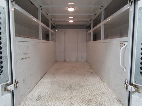 Used 2016 RAM ProMaster 2500 w/ Premium Appearance Group image 16