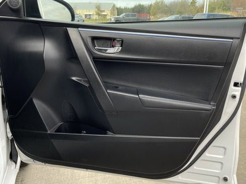 Used 2014 Toyota Corolla S image 18