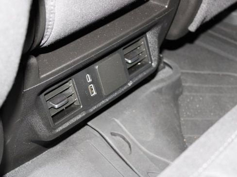 Certified 2025 Chevrolet Silverado 1500 Custom image 17