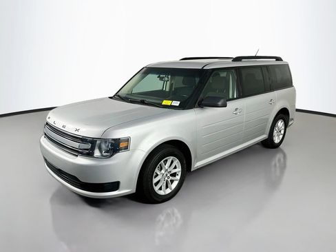 Used 2019 Ford Flex SE FWD image 3