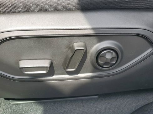 New 2025 Jeep Grand Cherokee L Altitude image 23