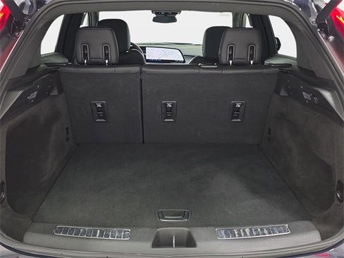 Certified 2025 Cadillac XT4 Premium Luxury image 31