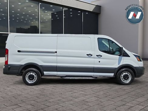 Used 2018 Ford Transit 250 148 Low Roof RWD image 6