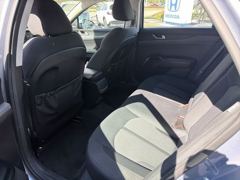 Used 2022 Kia K5 LXS image 26