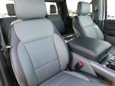 New 2025 Ford F150 Lariat w/ Equipment Group 501A Mid image 25