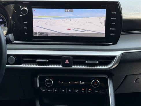 Used 2022 Kia K5 GT-Line FWD image 39