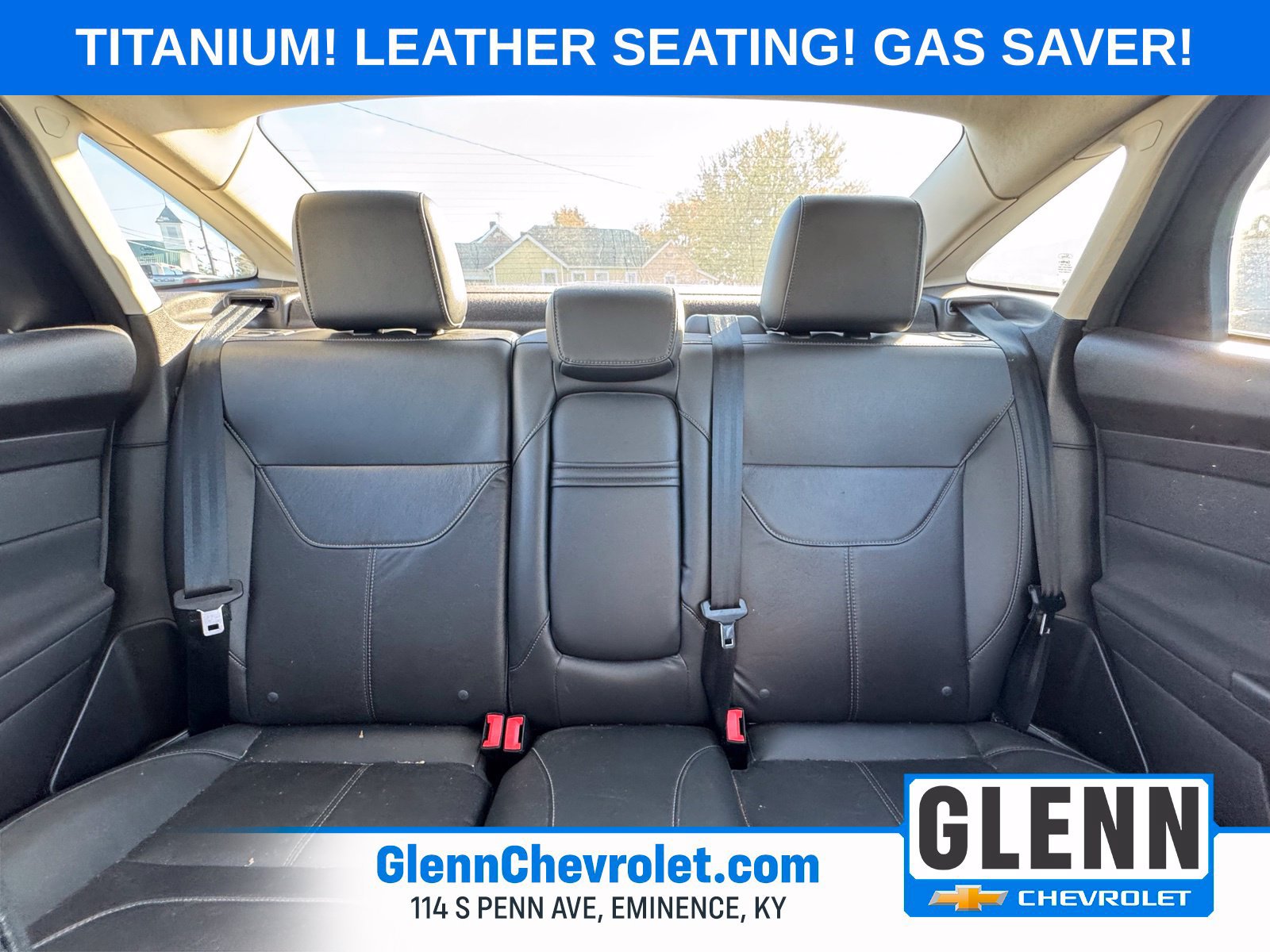 Used 2016 Ford Focus Titanium FWD image 23