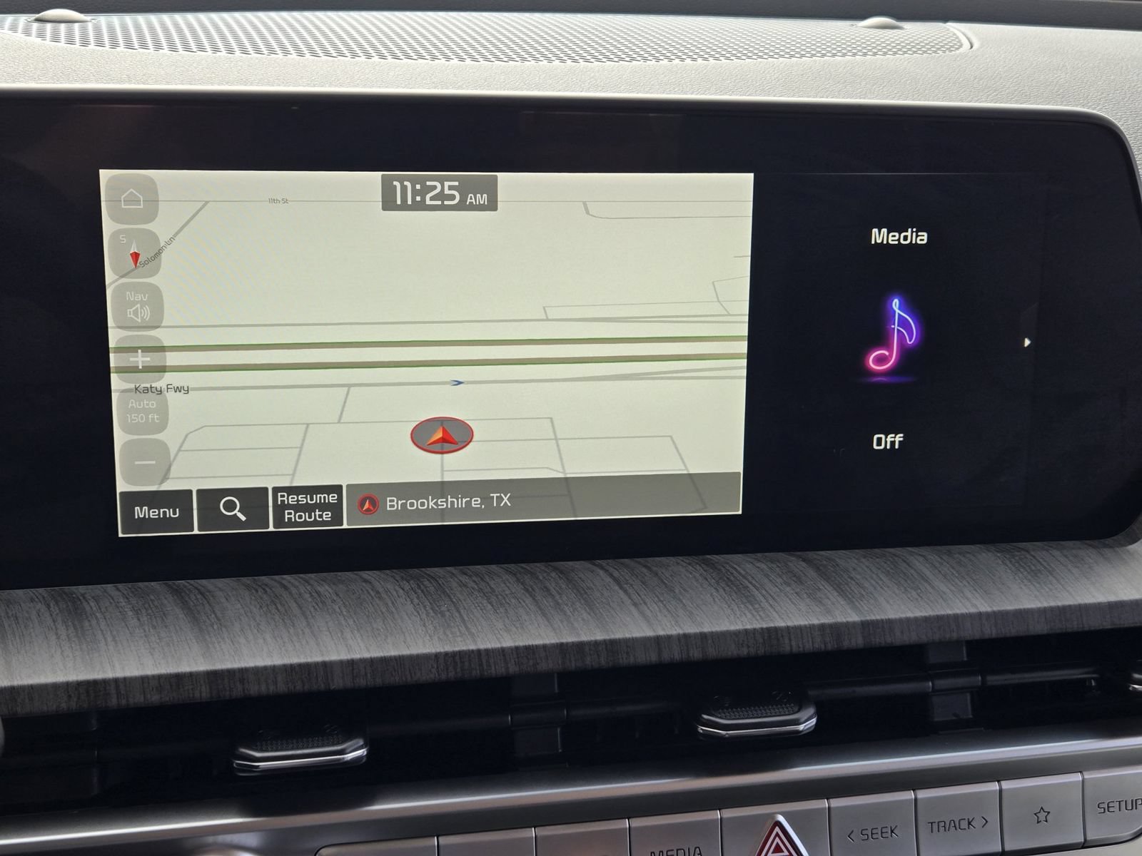 Used 2023 Kia Telluride EX FWD image 16