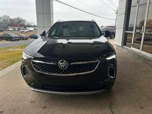 Used 2022 Buick Envision Avenir w/ Technology Package II image 3