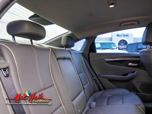 Used 2019 Chevrolet Impala Premier image 12