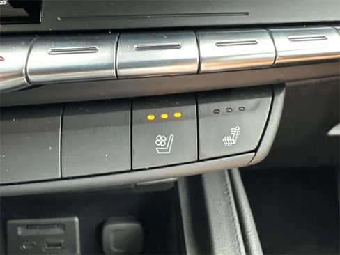 Used 2020 Cadillac XT4 Premium Luxury image 48