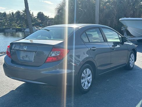 Used 2012 Honda Civic LX image 5