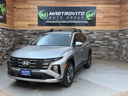 Certified 2026 Hyundai Tucson SEL Plus AWD/4WD image 2