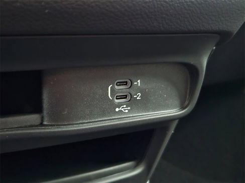 New 2026 Chrysler Voyager LX image 26