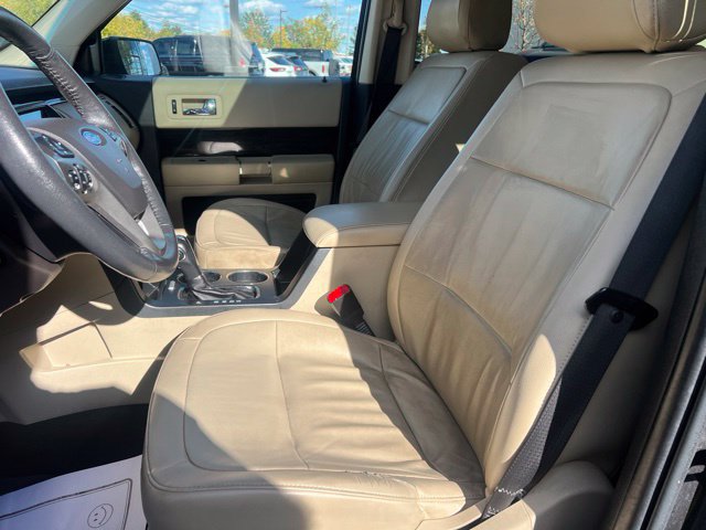 Used 2019 Ford Flex SEL w/ Equipment Group 202A AWD/4WD image 25