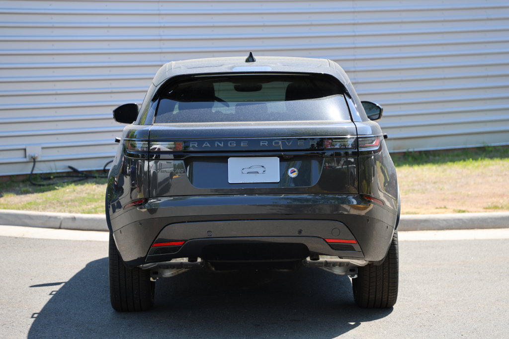 New 2026 Land Rover Range Rover Velar Dynamic SE AWD/4WD image 3