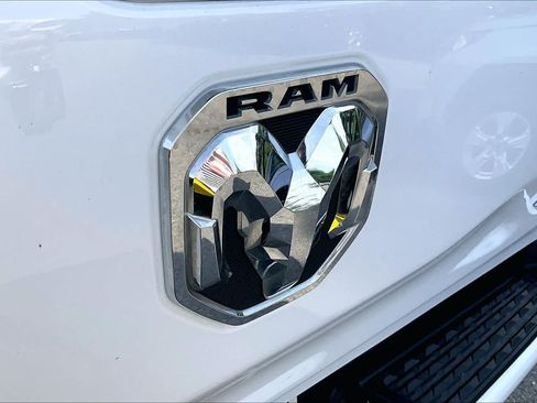 Used 2022 RAM 1500 Big Horn AWD/4WD image 29