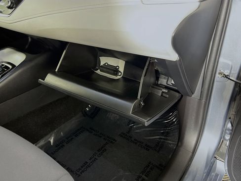 Used 2022 Toyota Corolla SE image 34