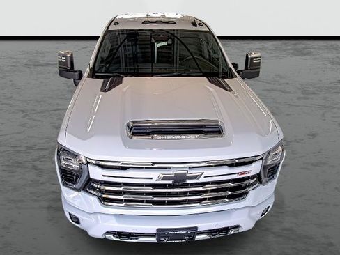New 2026 Chevrolet Silverado 2500 LT w/ Z71 Chrome Sport Edition AWD/4WD image 6
