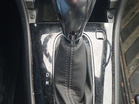 Used 2018 Buick Encore Preferred image 32