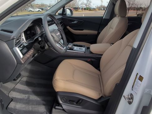 Used 2025 Audi Q7 2.0T Premium Plus image 12
