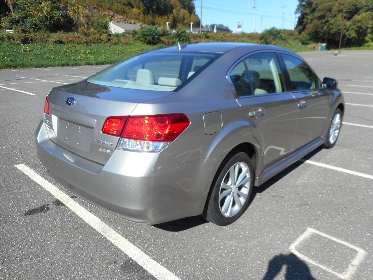 Used 2014 Subaru Legacy 2.5i Premium AWD/4WD image 15