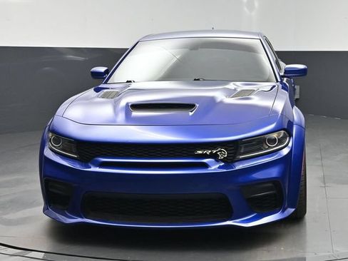 Used 2022 Dodge Charger SRT Hellcat w/ Harman/Kardon Audio Group RWD image 5