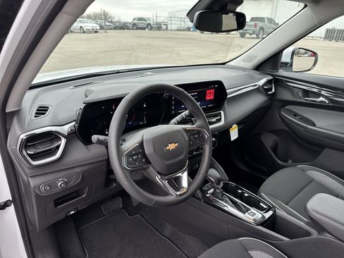 New 2026 Chevrolet TrailBlazer LT w/ Convenience Package image 9