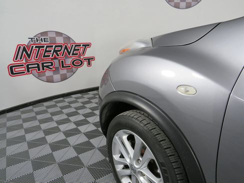 Used 2017 Nissan Juke S image 24